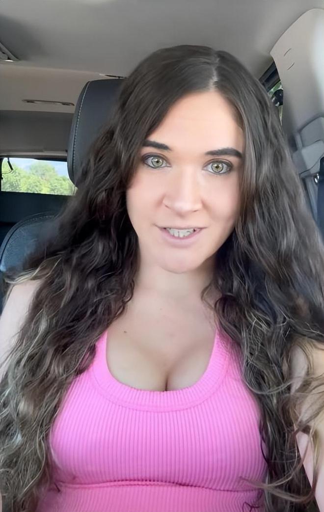 前空姐爆“高空性爱”乱象 飞安职业操守引争议(图1)