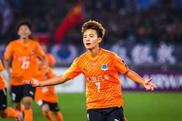 常卫魏：亚冠冠军值得一生回忆 武汉女足证明了拼搏的意义(图6)