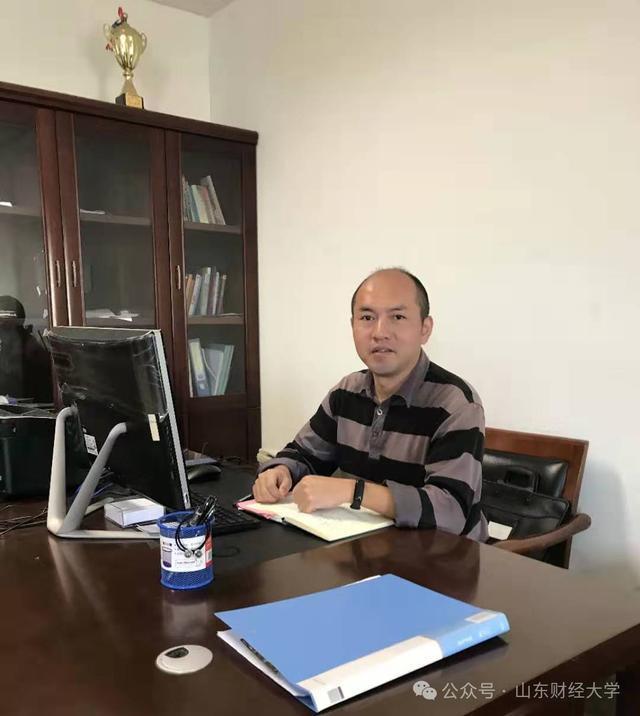 山东财经大学2025级本科新生辅导员来了！(图3)