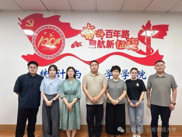 山东财经大学2025级本科新生辅导员来了！(图21)