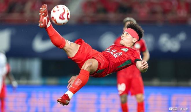 河南队主力球员踢业余联赛的背后是无奈比压力更可怕的是心酸(图3)