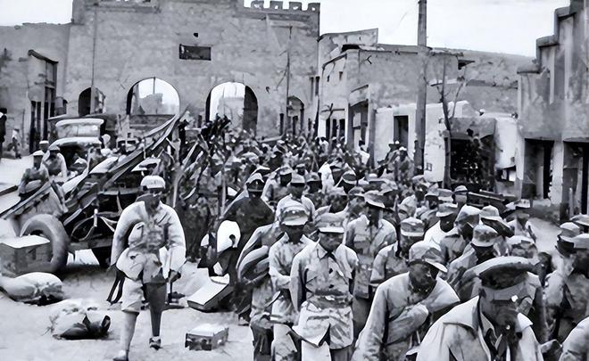 83年39军新军长上任副军长见到后愣住：这不是我当年的俘虏吗？(图1)