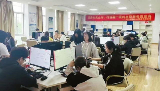 长沙商贸旅游职业技术学院学习环境怎么样？VR课堂、名企合作靠谱(图5)