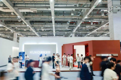 顾家家居携客餐厅新品亮相上海家博会 创新演绎多场景生活方式(图1)