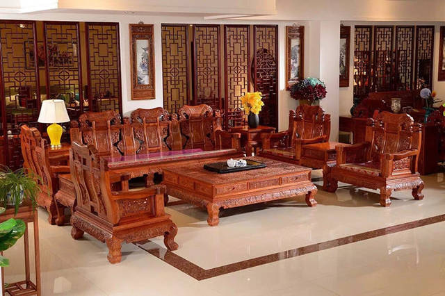 ◈明园徐汇芯著官方售楼处明园徐汇芯著发布：坐拥黄金地段(图1)