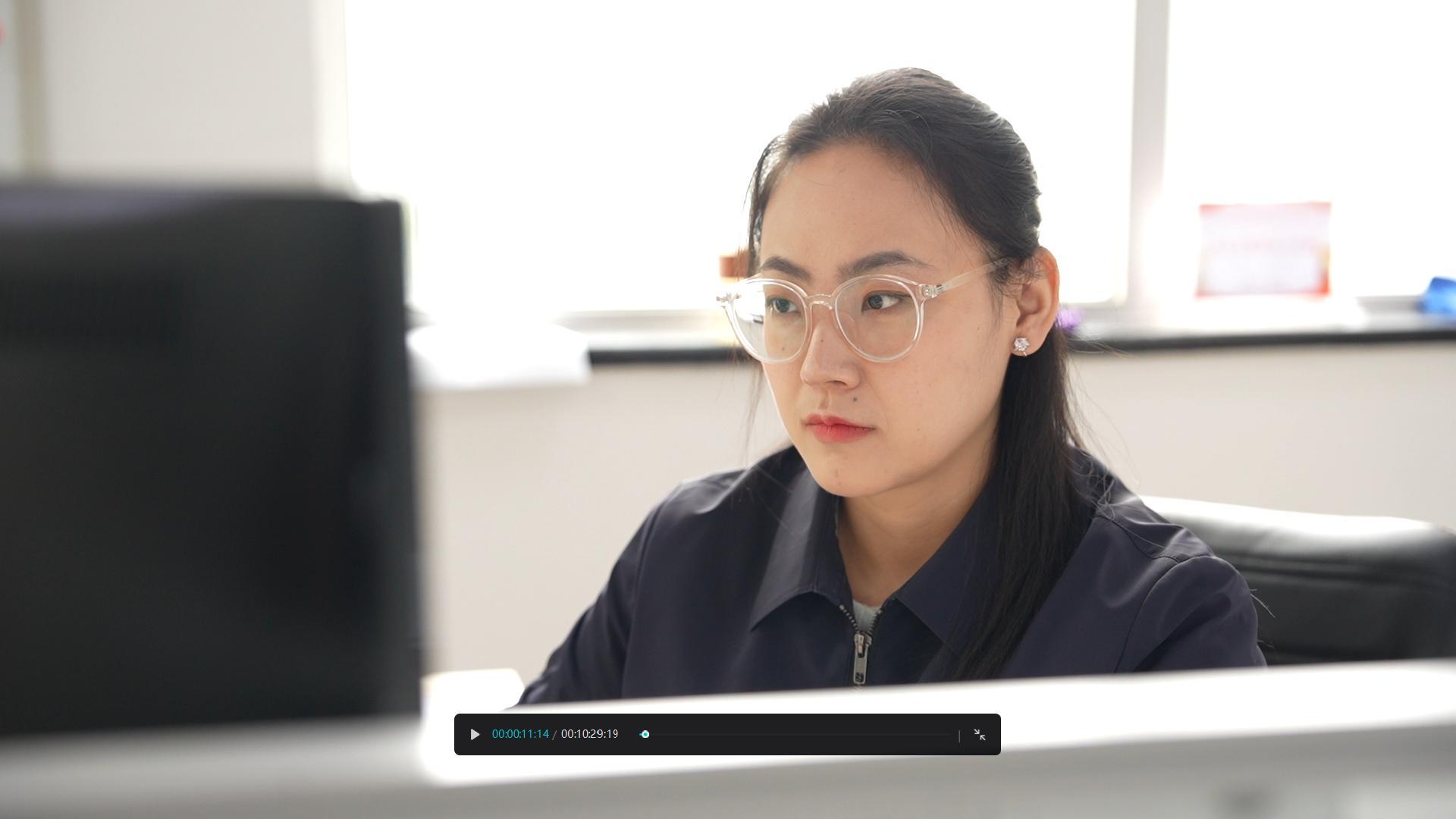 执青春之笔答成长之卷——记山西长治机场会计专员张跃如(图1)