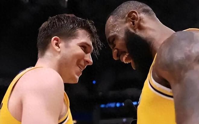 NBA常规赛：湖人绝杀森林狼！里夫斯28分+16助攻詹姆斯坐不住了(图1)