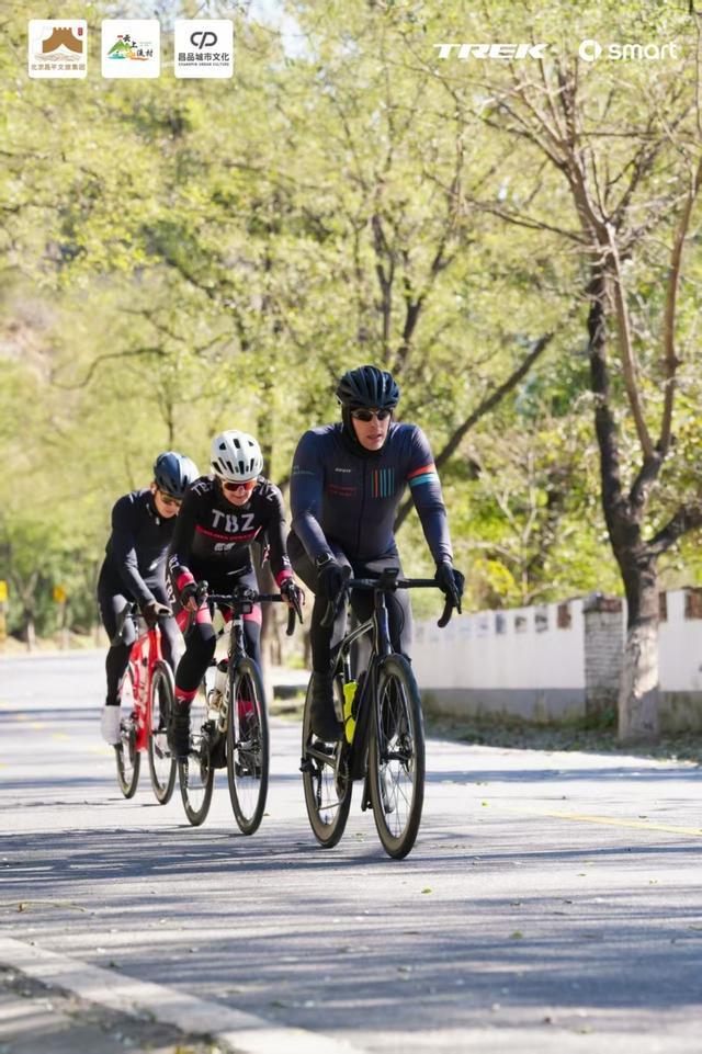 骑遇无限可能 驭风京彩征程 2025“smart杯”TREK100北京站圆满落幕 千名骑手挑战百里环廊经典赛道(图4)