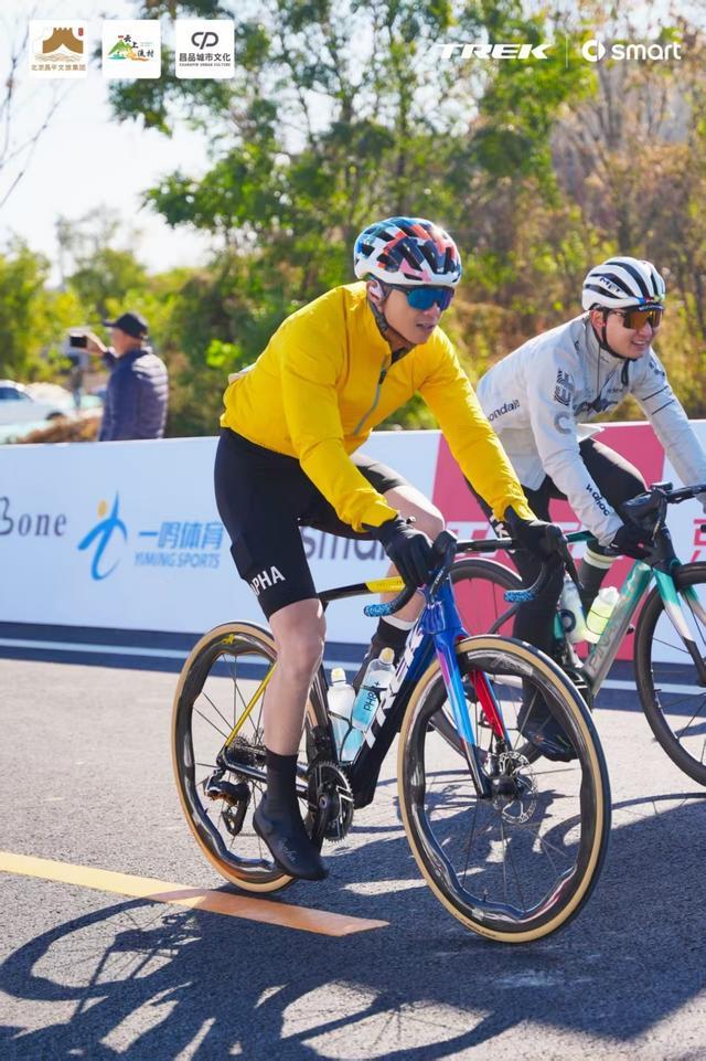 骑遇无限可能 驭风京彩征程 2025“smart杯”TREK100北京站圆满落幕 千名骑手挑战百里环廊经典赛道(图5)