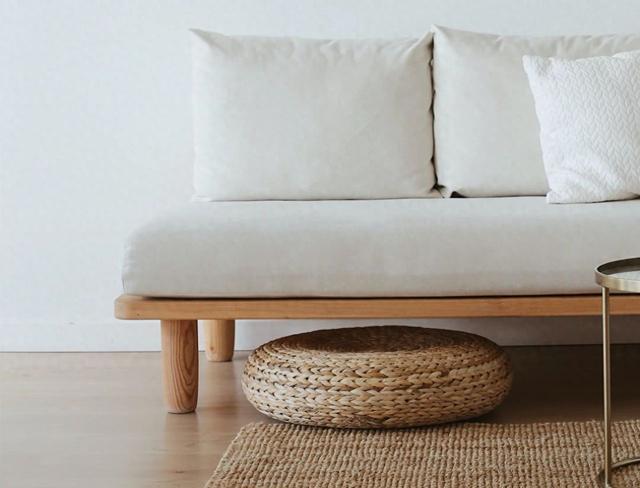 网上买实木沙发：买错不能退货一定要先试坐！(图1)