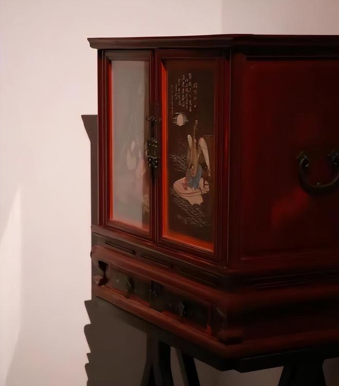 老家具捡回家也能逆袭：破旧变宝藏家居瞬间有高级感！(图2)